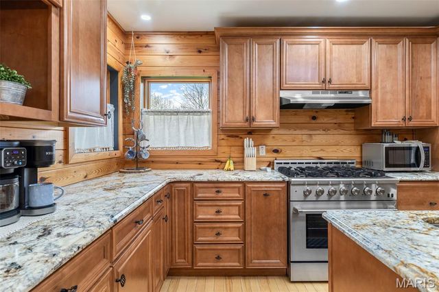 12928 Morgans Meadow Road, De Soto, MO 63020