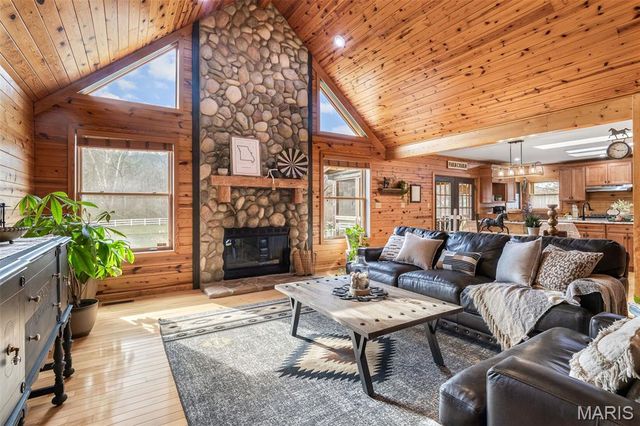 12928 Morgans Meadow Road, De Soto, MO 63020