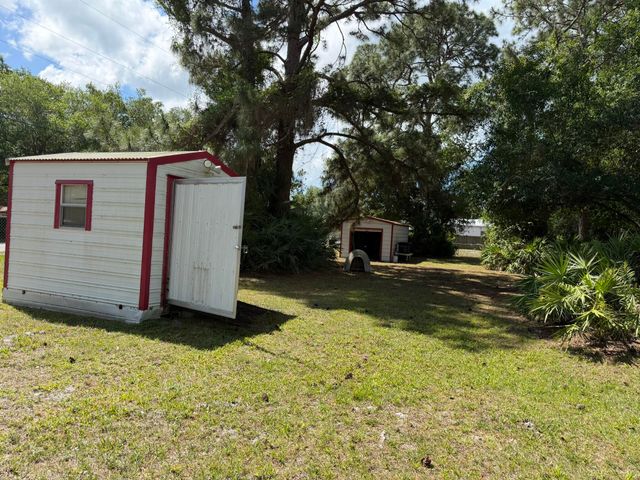 5924 NE 4th Lane, Okeechobee, FL 34974