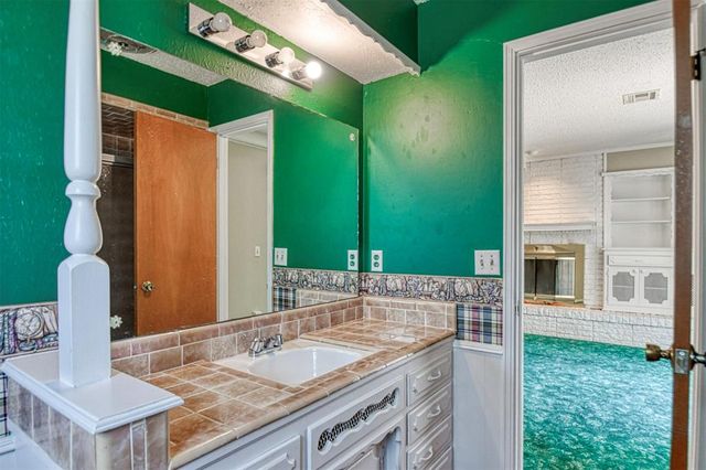 1416 SW 71st Street, Oklahoma City, OK 73159