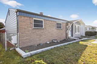 1507 Gloria Street, Westland, MI 48186