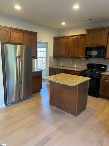 233 Meadow Blossom Way, Simpsonville, SC 29681