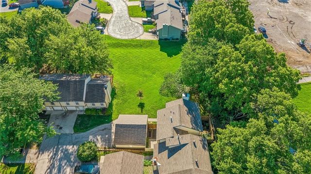 5757 N Anita Avenue, Kansas City, MO 64151