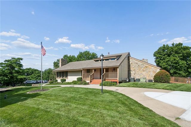 5757 N Anita Avenue, Kansas City, MO 64151