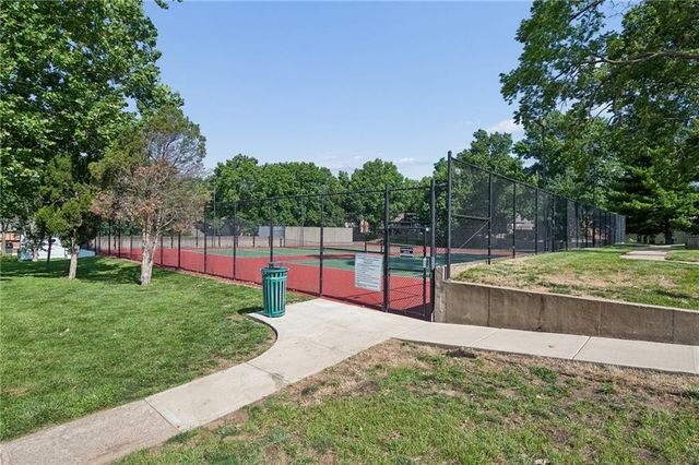 5757 N Anita Avenue, Kansas City, MO 64151