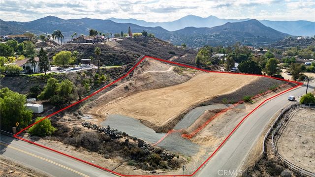 14735 Descanso, Lake Mathews, CA 92570
