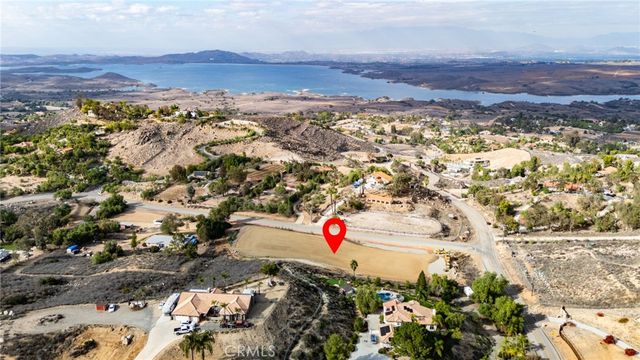 14735 Descanso, Lake Mathews, CA 92570