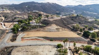 14735 Descanso, Lake Mathews, CA 92570