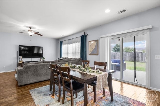 121 Waverly Way, Savannah, GA 31407