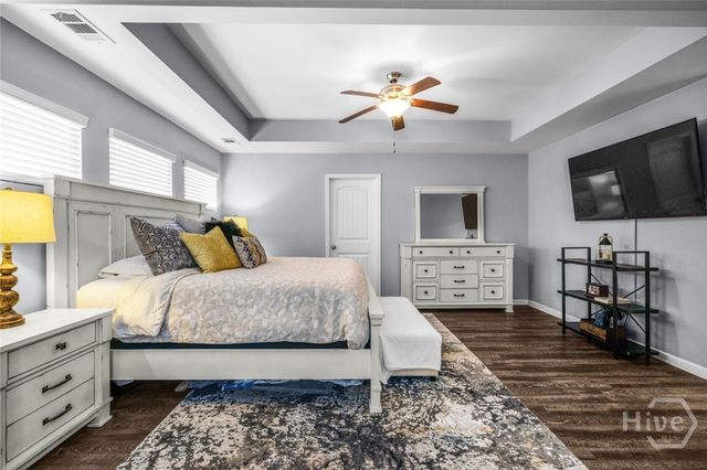 121 Waverly Way, Savannah, GA 31407