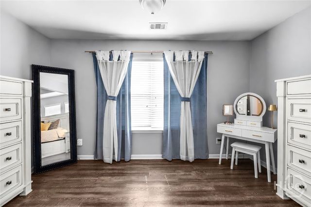 121 Waverly Way, Savannah, GA 31407