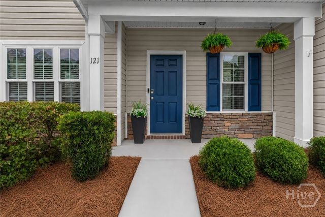 121 Waverly Way, Savannah, GA 31407