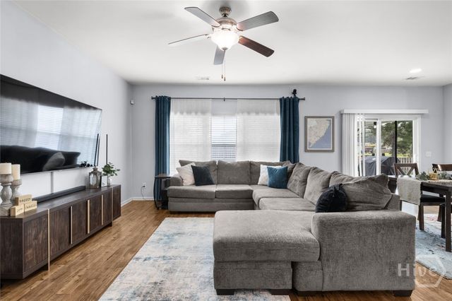 121 Waverly Way, Savannah, GA 31407