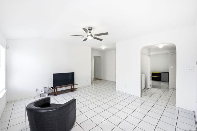 310 Lucky Streak, San Antonio, TX 78227