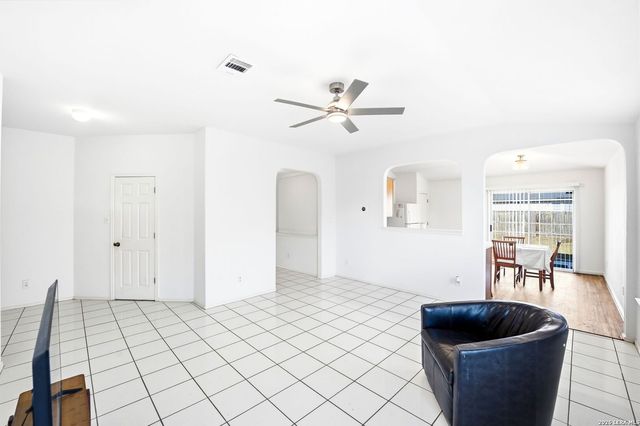 310 Lucky Streak, San Antonio, TX 78227