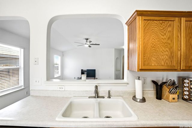 310 Lucky Streak, San Antonio, TX 78227