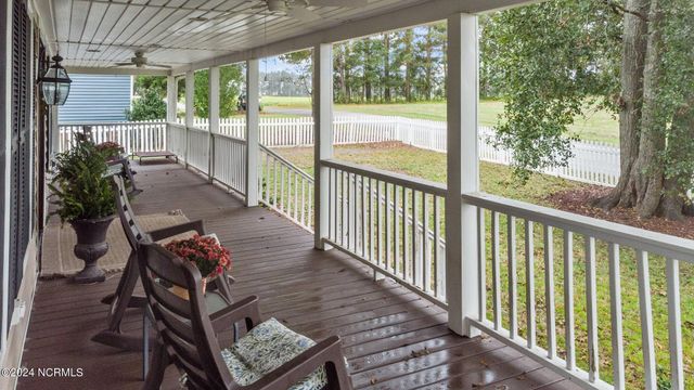 306 4th Street, Pollocksville, NC 28573
