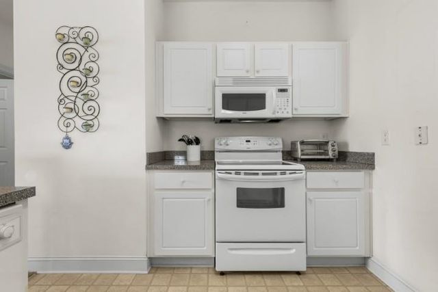 6010 Windsor Green Way Unit 304, Myrtle Beach, SC 29579