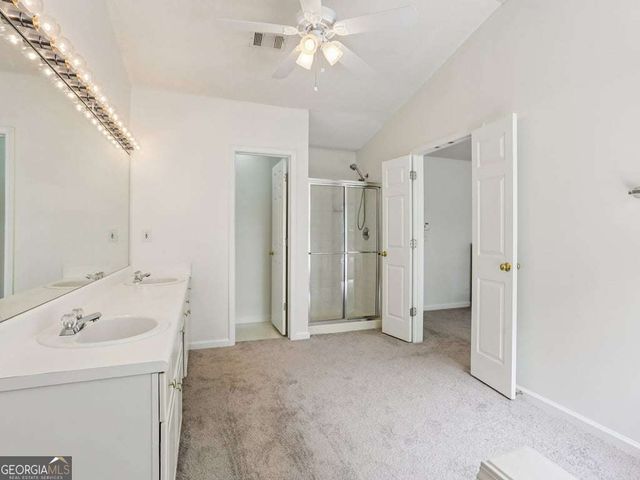 2572 Pembrooke Way, Lawrenceville, GA 30044