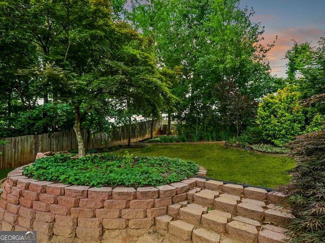2572 Pembrooke Way, Lawrenceville, GA 30044
