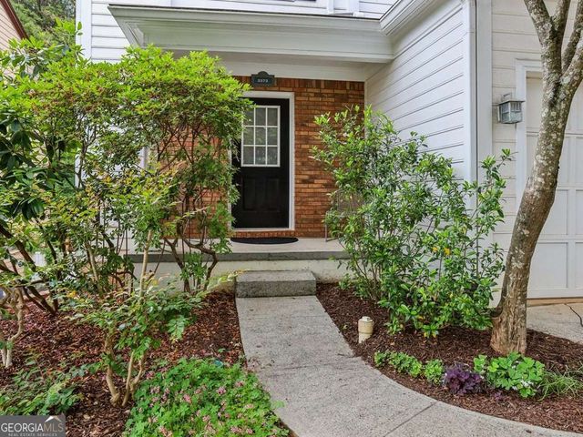 2572 Pembrooke Way, Lawrenceville, GA 30044