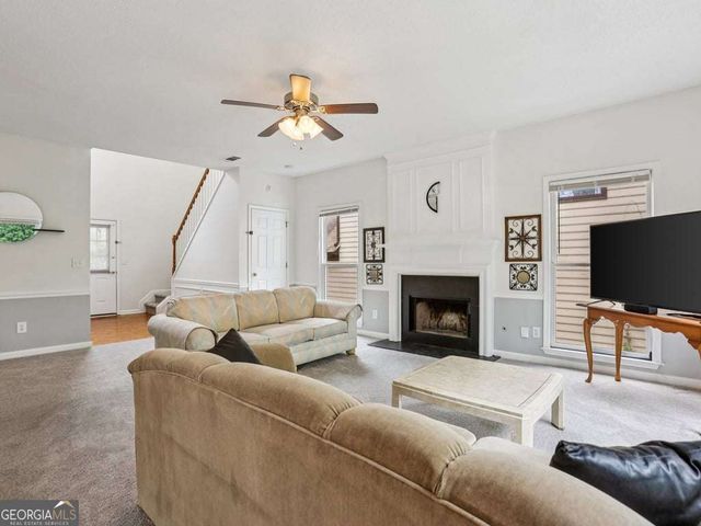 2572 Pembrooke Way, Lawrenceville, GA 30044