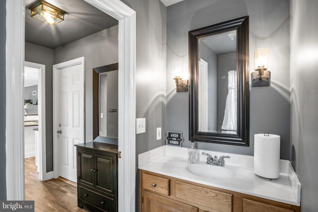 432 FARMHOUSE LN, Palmyra, PA 17078