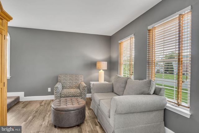 432 FARMHOUSE LN, Palmyra, PA 17078