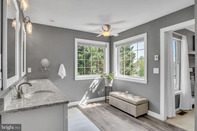 432 FARMHOUSE LN, Palmyra, PA 17078