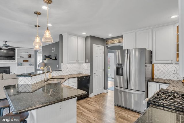 432 FARMHOUSE LN, Palmyra, PA 17078