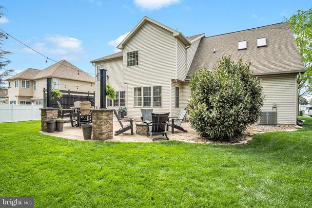 432 FARMHOUSE LN, Palmyra, PA 17078