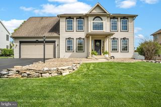 432 FARMHOUSE LN, Palmyra, PA 17078