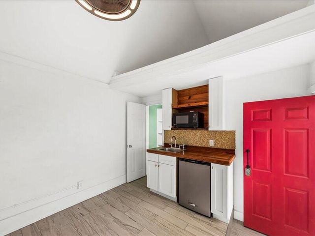 52 Congress Street, Charleston, SC 29403