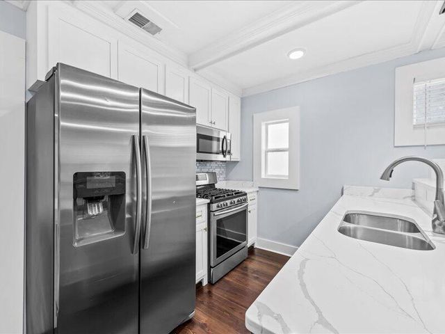 52 Congress Street, Charleston, SC 29403