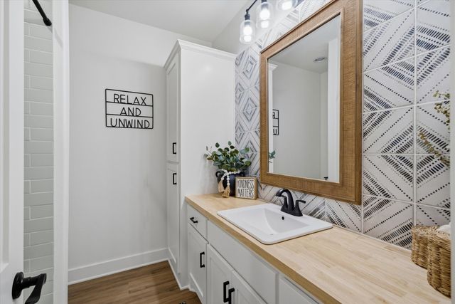 210 Private Road 5808, Grand Saline, TX 75140