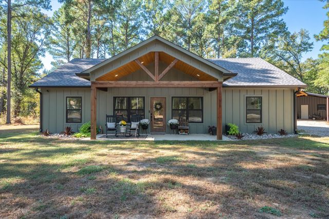 210 Private Road 5808, Grand Saline, TX 75140