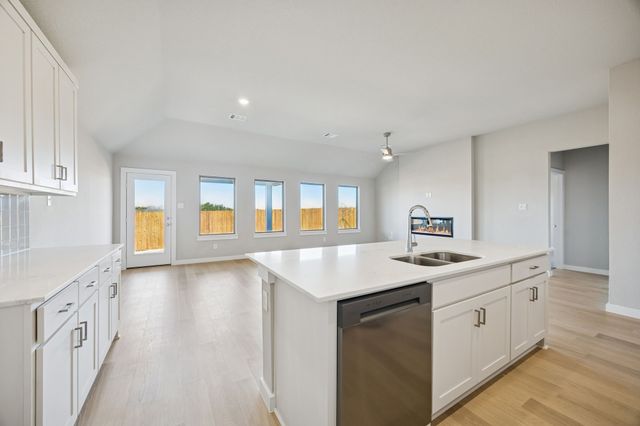 1533 Oakdale Drive, Kaufman, TX 75142