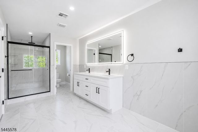 584 Plymouth Rd, Hillside Twp., NJ 07205
