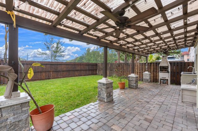 2640 NW 80th Avenue, Margate, FL 33063