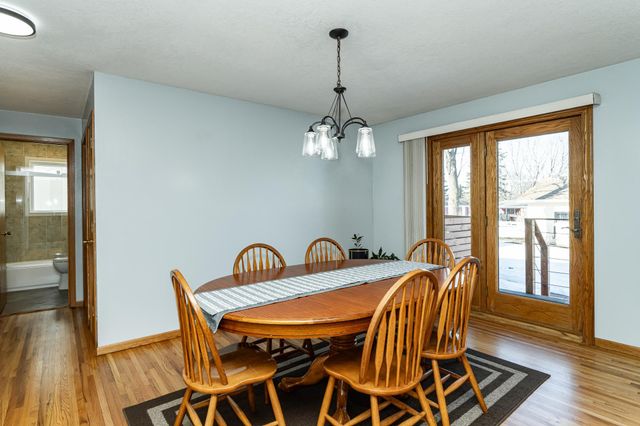 805 1st Avenue NW, Byron, MN 55920