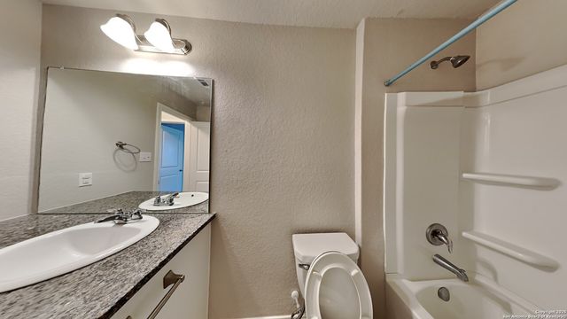 13778 Bradford Park, San Antonio, TX 78253