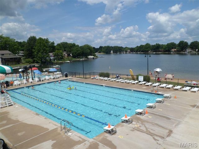 617 Lakeview Road, Lake St Louis, MO 63367