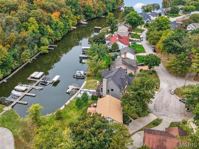 617 Lakeview Road, Lake St Louis, MO 63367