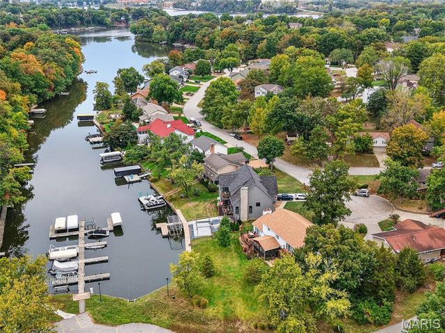 617 Lakeview Road, Lake St Louis, MO 63367