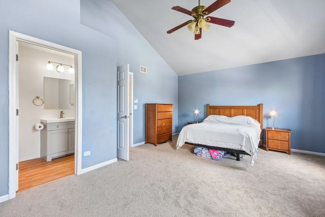 2024 Harrison Avenue, Mundelein, IL 60060