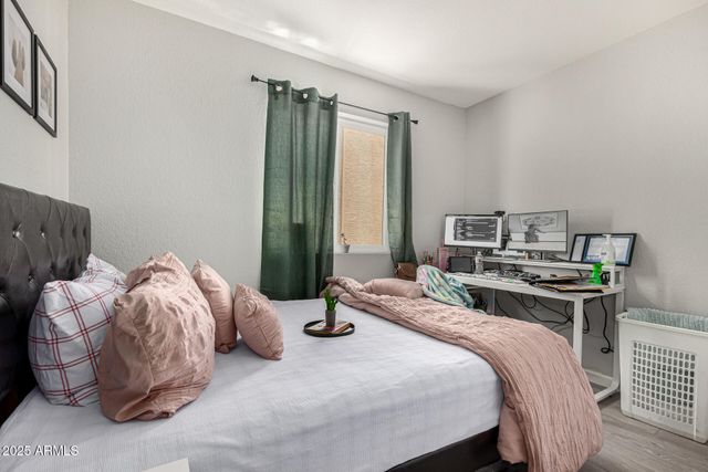 6302 N 64TH Drive 16, Glendale, AZ 85301