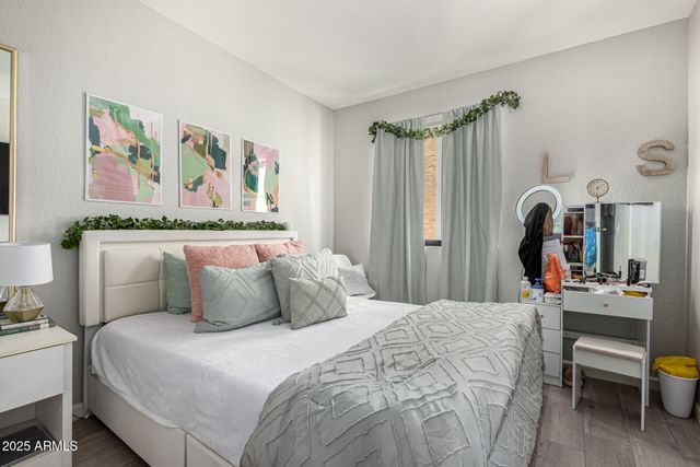 6302 N 64TH Drive 16, Glendale, AZ 85301