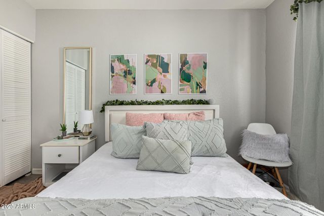 6302 N 64TH Drive 16, Glendale, AZ 85301