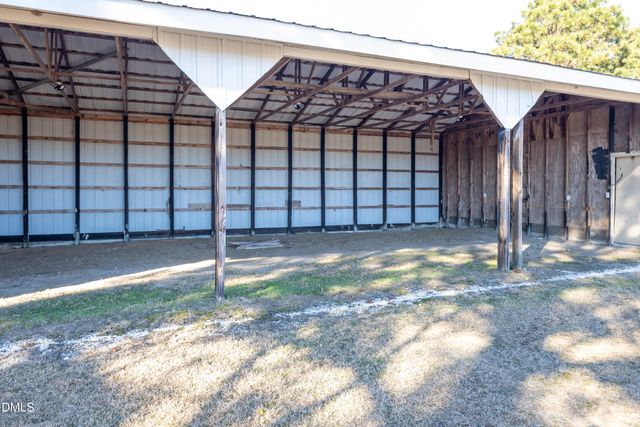 1503 Honrine Road, Clinton, NC 28328