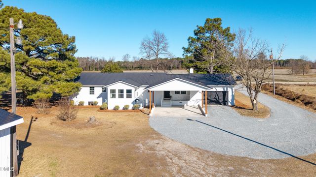 1503 Honrine Road, Clinton, NC 28328